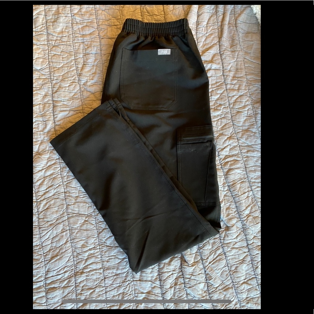 Figs yola black scrubs small petite